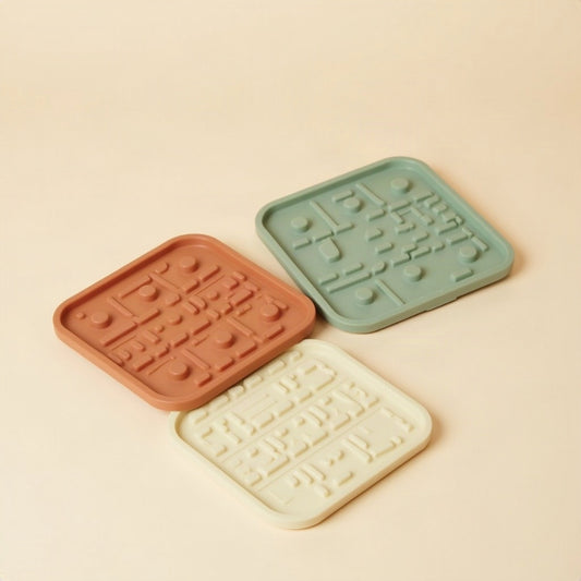 Purr & Pup Calm Lick Mat in Clay, Eucalyptus and Oat